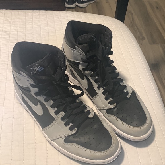 Jordan 1 Retro High OG Black Shadow 2.0 Mens size 11.  Lightly worn no box - Picture 3 of 5